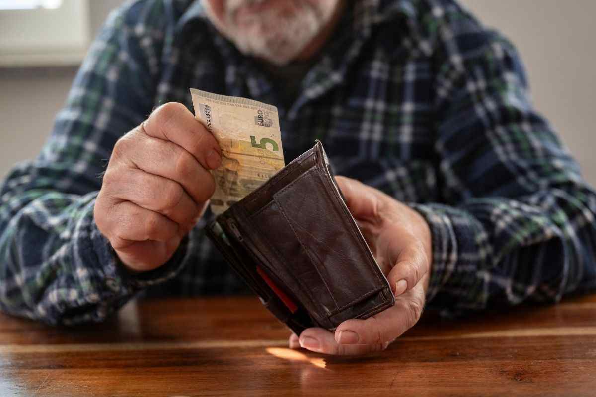 Pensioni, cosa cambia con la manovra: stop a Opzione Donna e nuovi requisiti dal 2027