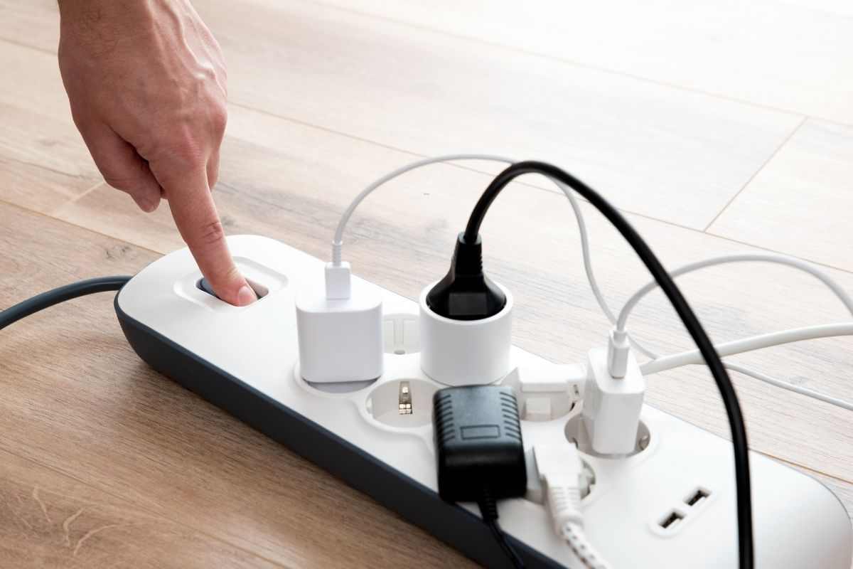 Addio alla classica presa elettrica: la nuova rivoluzione nelle case italiane